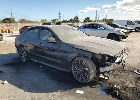 2024 Mercedes-Benz C 43 Amg z USA, uszkodzony, nr VIN W1KAF8HB6RR185662